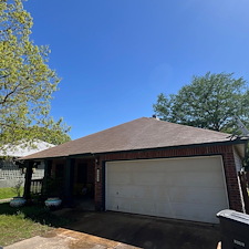 Roof-Soft-Washing-Asphalt-Shingles-Front-Facing-Section-San-Antonio-TX 1
